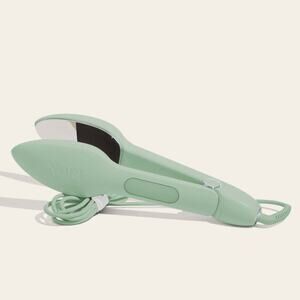 Nori Press Handheld Steam Iron Green Travel Steamer Dual Voltage New in Box